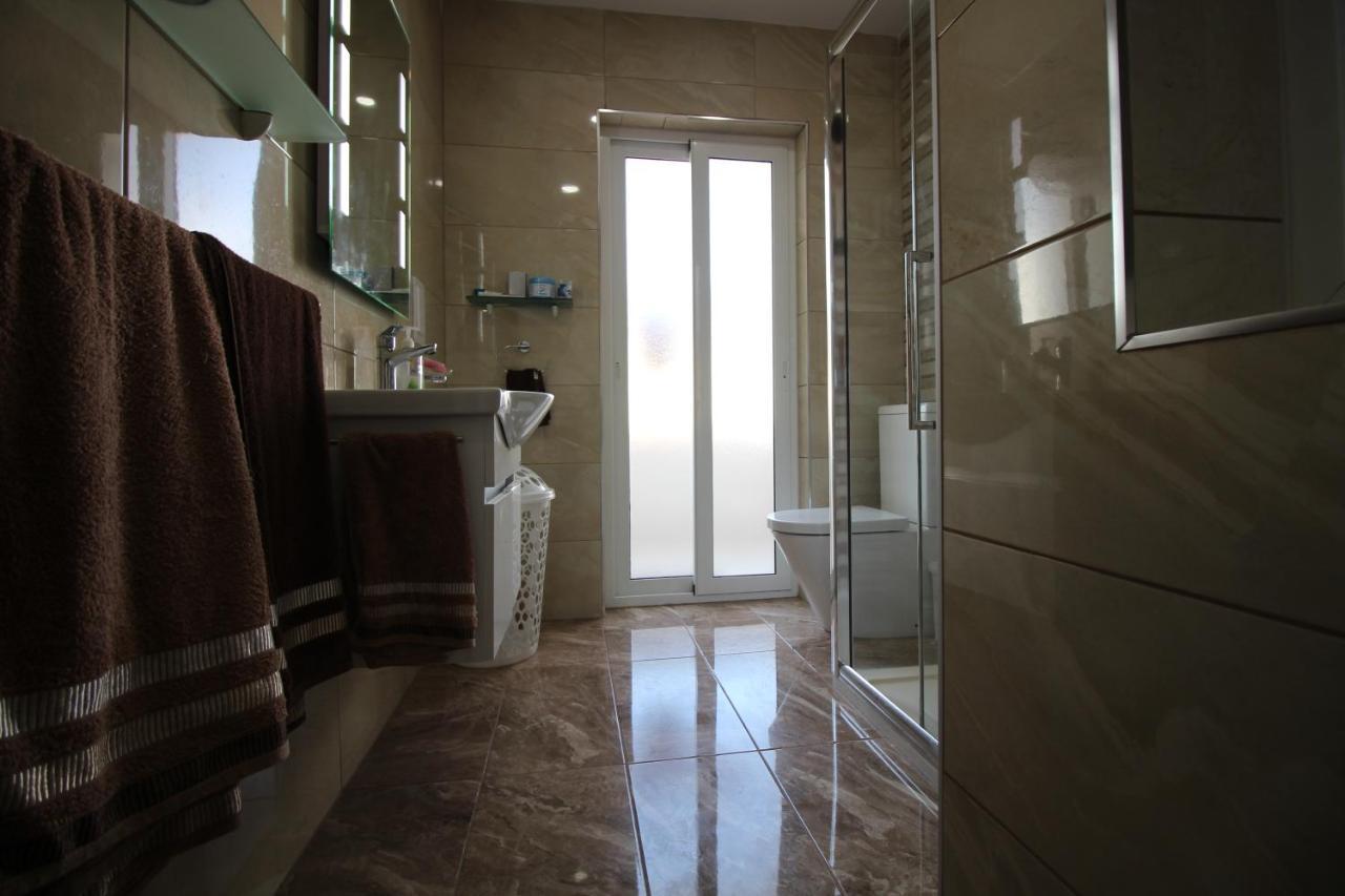 Bf Apartment *